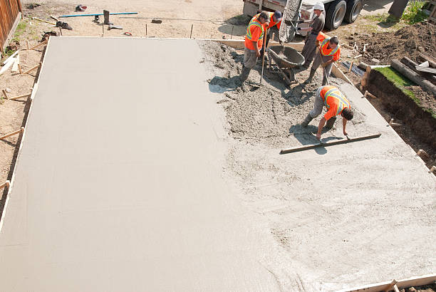 Best Best Concrete Contractor  in Eveleth, MN